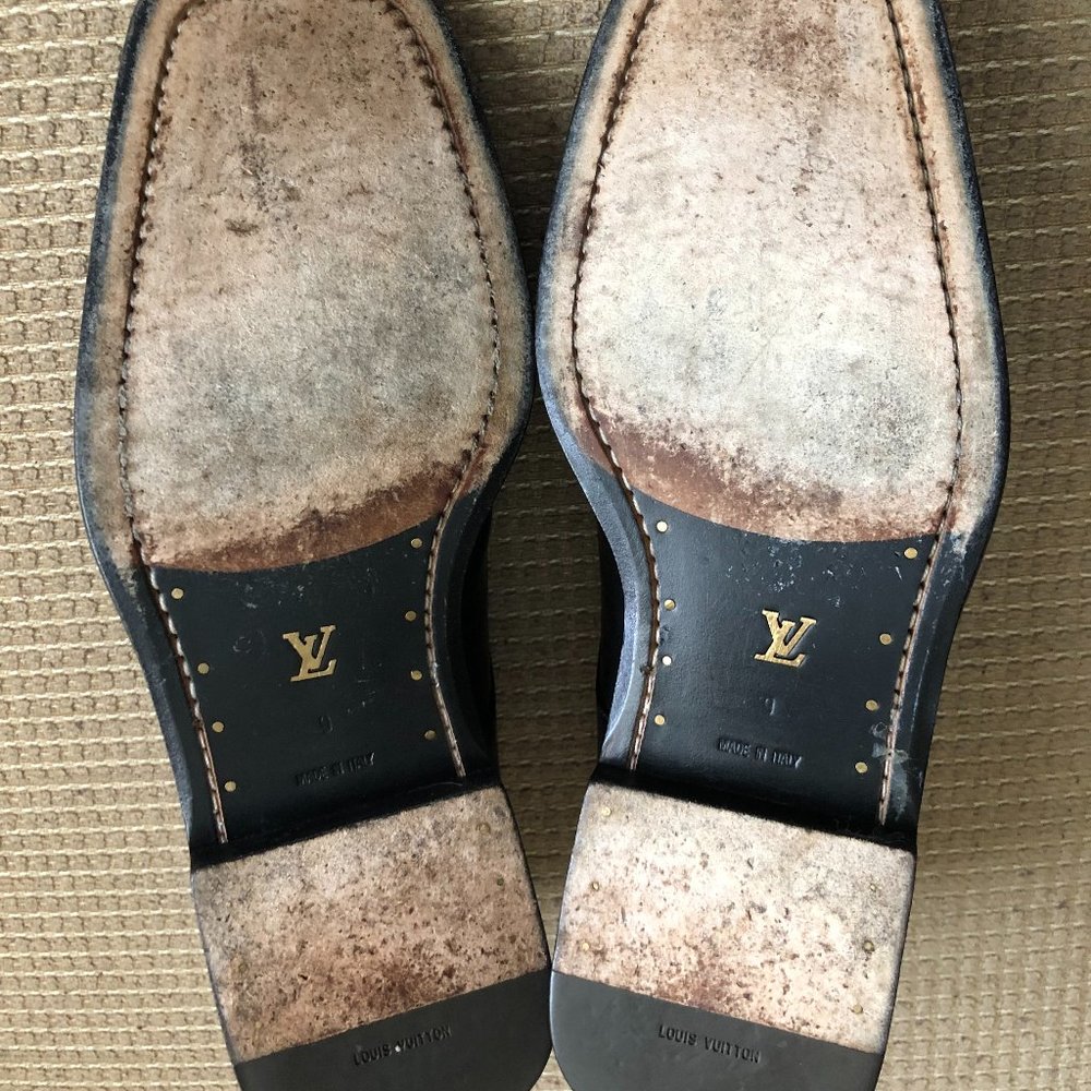 Louis Vuitton Men's Black Dress Shoes . - Picture 9 of 14